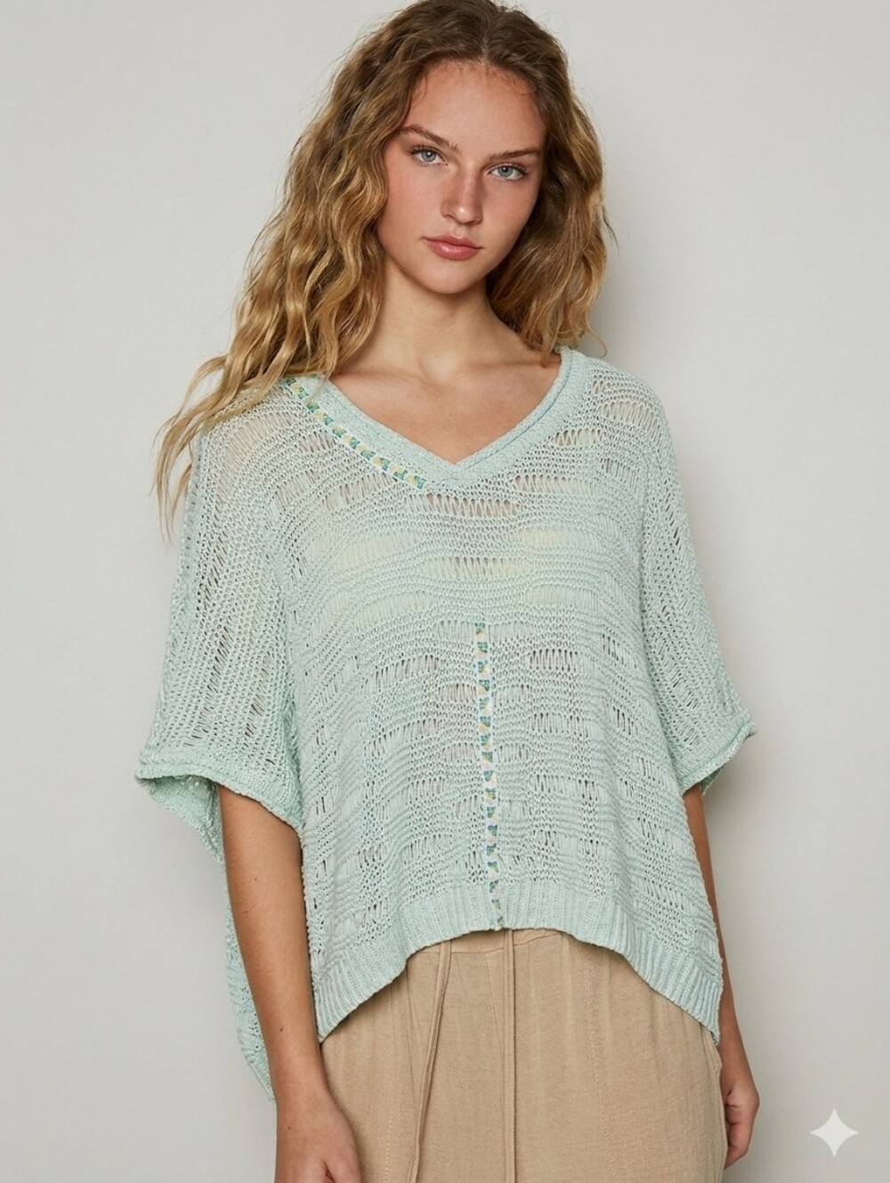 POL Gorgeous Open Textured Knit Lightweight Top Size M